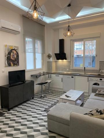 Piramides Apartment มาดริด ภายนอก รูปภาพ